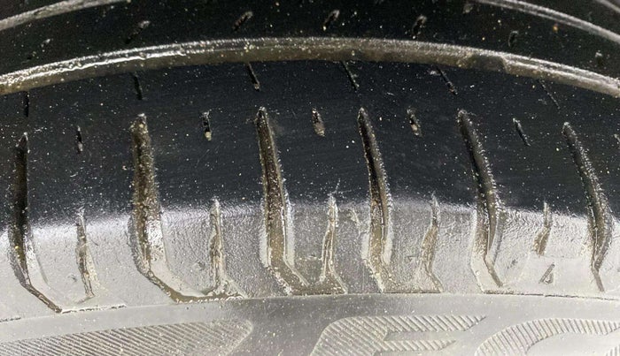 2019 Maruti Dzire ZXI PLUS AMT, Petrol, Automatic, 97,234 km, Left Rear Tyre Tread