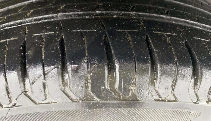 2019 Maruti Dzire ZXI PLUS AMT, Petrol, Automatic, 97,234 km, Right Rear Tyre Tread