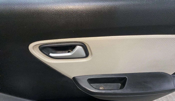 2021 Maruti Alto LXI OPT CNG, CNG, Manual, 51,499 km, Driver Side Door Panels Control
