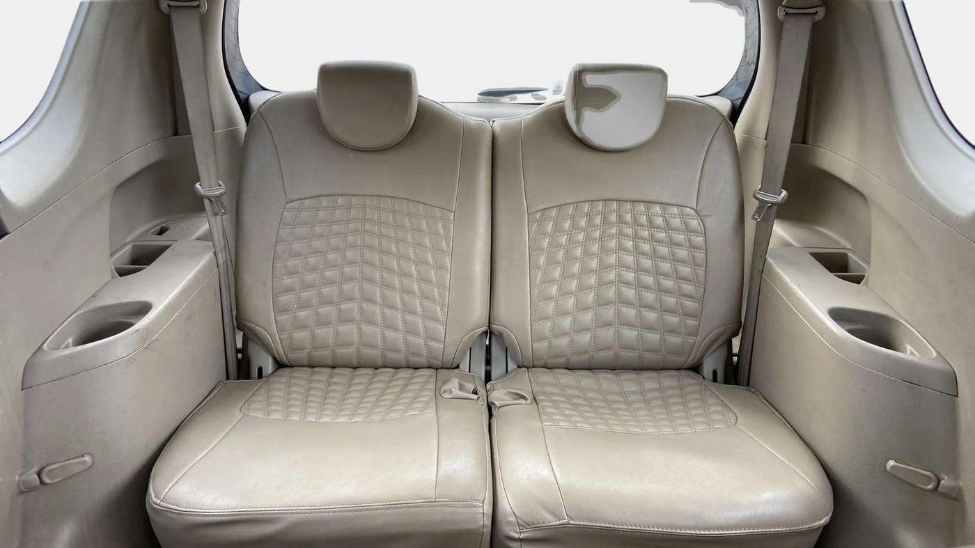 2017 Maruti Ertiga ZDI + SHVS, Diesel, Manual, 82,960 km, Third Seat Row ( optional )
