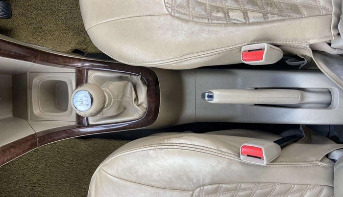 2017 Maruti Ertiga ZDI + SHVS, Diesel, Manual, 82,796 km, Gear Lever