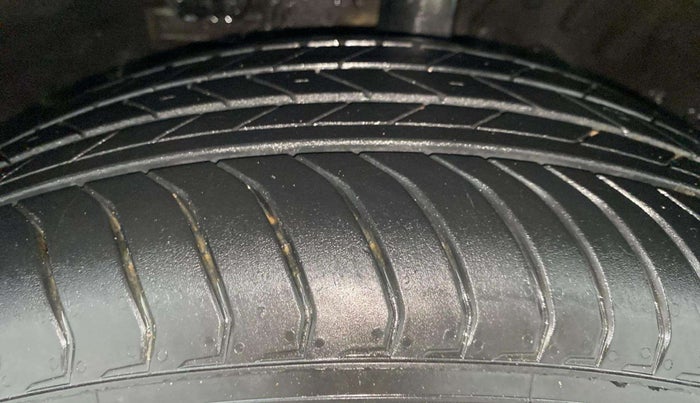 2020 Hyundai VENUE SX PLUS 1.0 TURBO DCT, Petrol, Automatic, 58,471 km, Left Front Tyre Tread