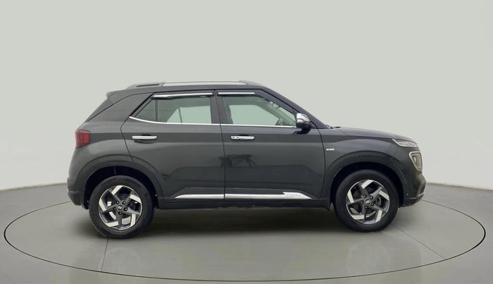 2020 Hyundai VENUE SX PLUS 1.0 TURBO DCT, Petrol, Automatic, 58,471 km, Right Side View