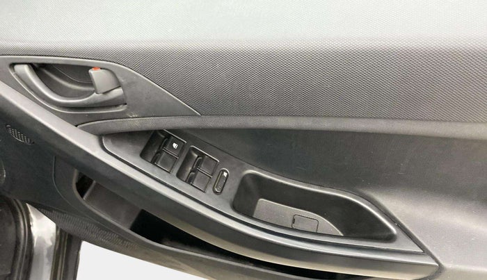 2024 Tata NEXON SMART+ 1.2 PETROL, Petrol, Manual, 22,292 km, Driver Side Door Panels Control