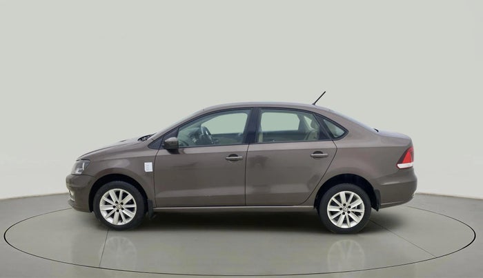 2015 Volkswagen Vento HIGHLINE 1.6 MPI, Petrol, Manual, 56,275 km, Left Side
