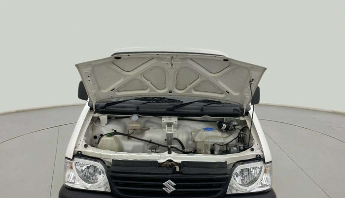 2023 Maruti Eeco 5 STR AC CNG, CNG, Manual, 23,377 km, Open Bonet