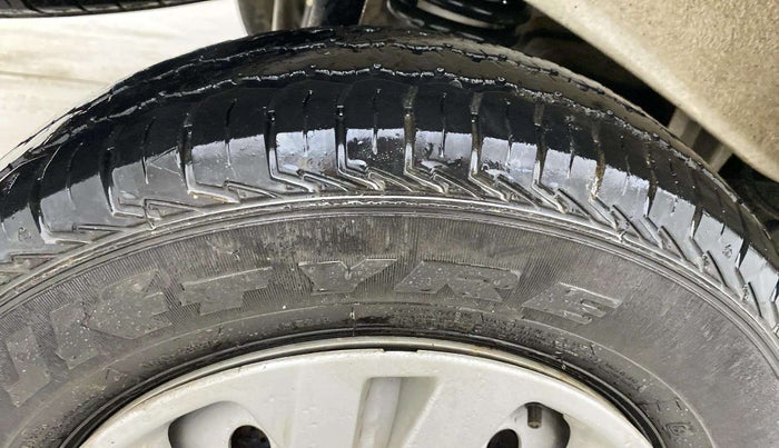 2023 Maruti Eeco 5 STR AC CNG, CNG, Manual, 23,377 km, Right Rear Tyre Tread