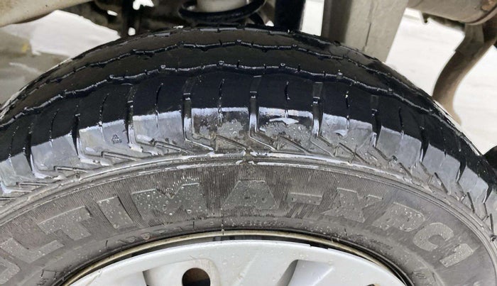 2023 Maruti Eeco 5 STR AC CNG, CNG, Manual, 23,377 km, Left Rear Tyre Tread