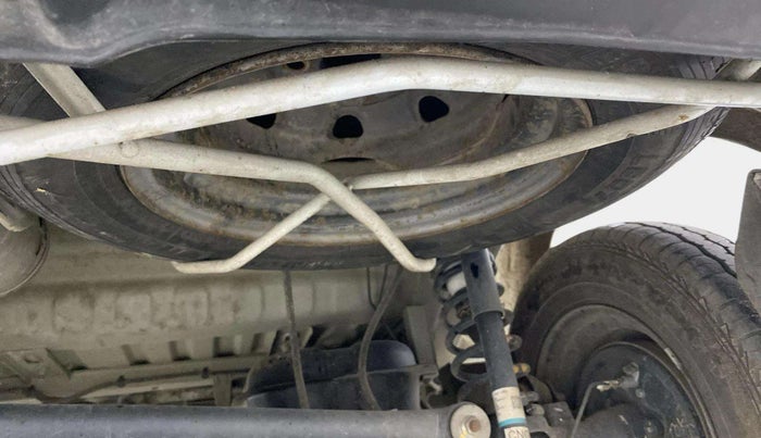 2023 Maruti Eeco 5 STR AC CNG, CNG, Manual, 23,377 km, Spare Tyre