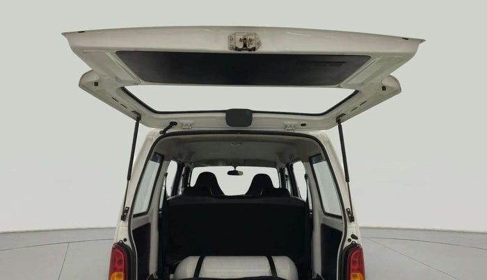 2023 Maruti Eeco 5 STR AC CNG, CNG, Manual, 23,377 km, Boot Door Open