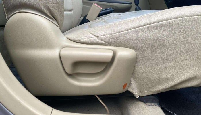 2012 Honda Brio V MT, Petrol, Manual, 85,598 km, Driver Side Adjustment Panel