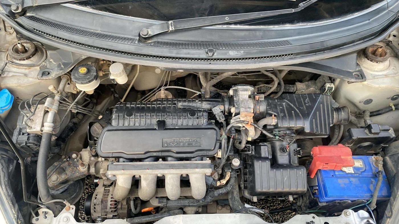 2012 Honda Brio V MT, Petrol, Manual, 85,598 km, Engine View