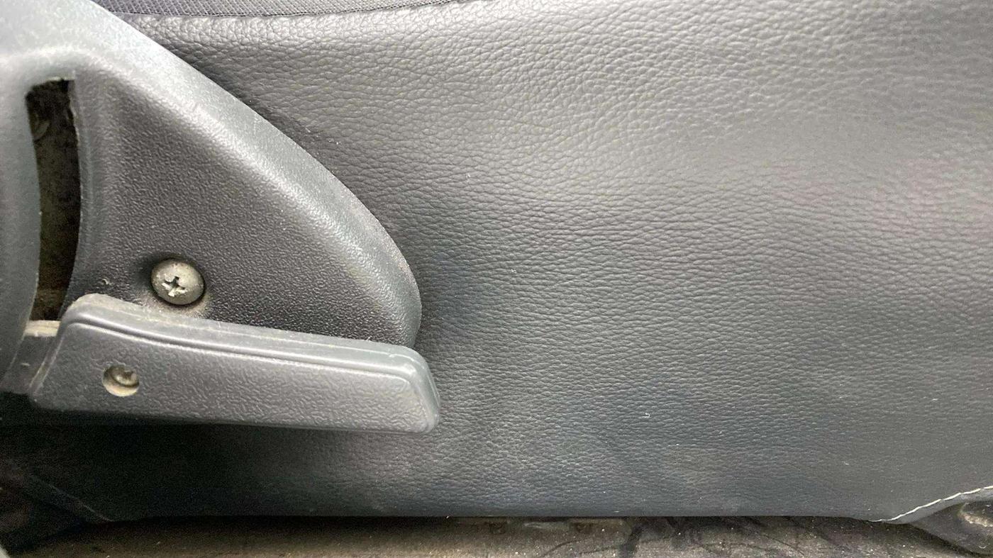 2016 Maruti Alto 800 VXI, Petrol, Manual, 68,127 km, Driver Side Adjustment Panel