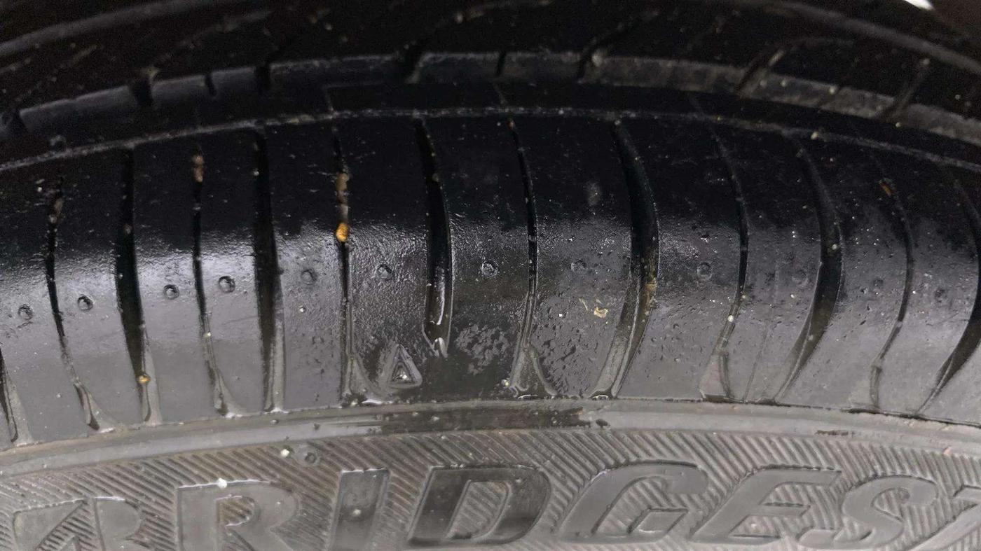 2016 Maruti Alto 800 VXI, Petrol, Manual, 68,127 km, Left Rear Tyre Tread