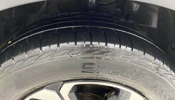 2022 Tata NEXON XZ PLUS PETROL, Petrol, Manual, 23,243 km, Right Front Tyre Tread