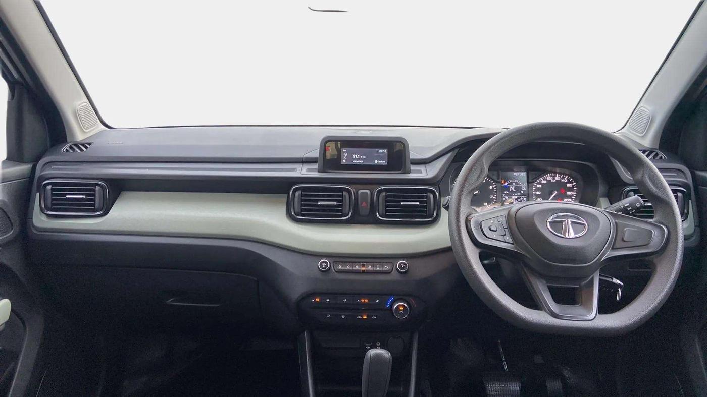 2022 Tata PUNCH ADVENTURE AMT, Petrol, Automatic, 12,820 km, Dashboard