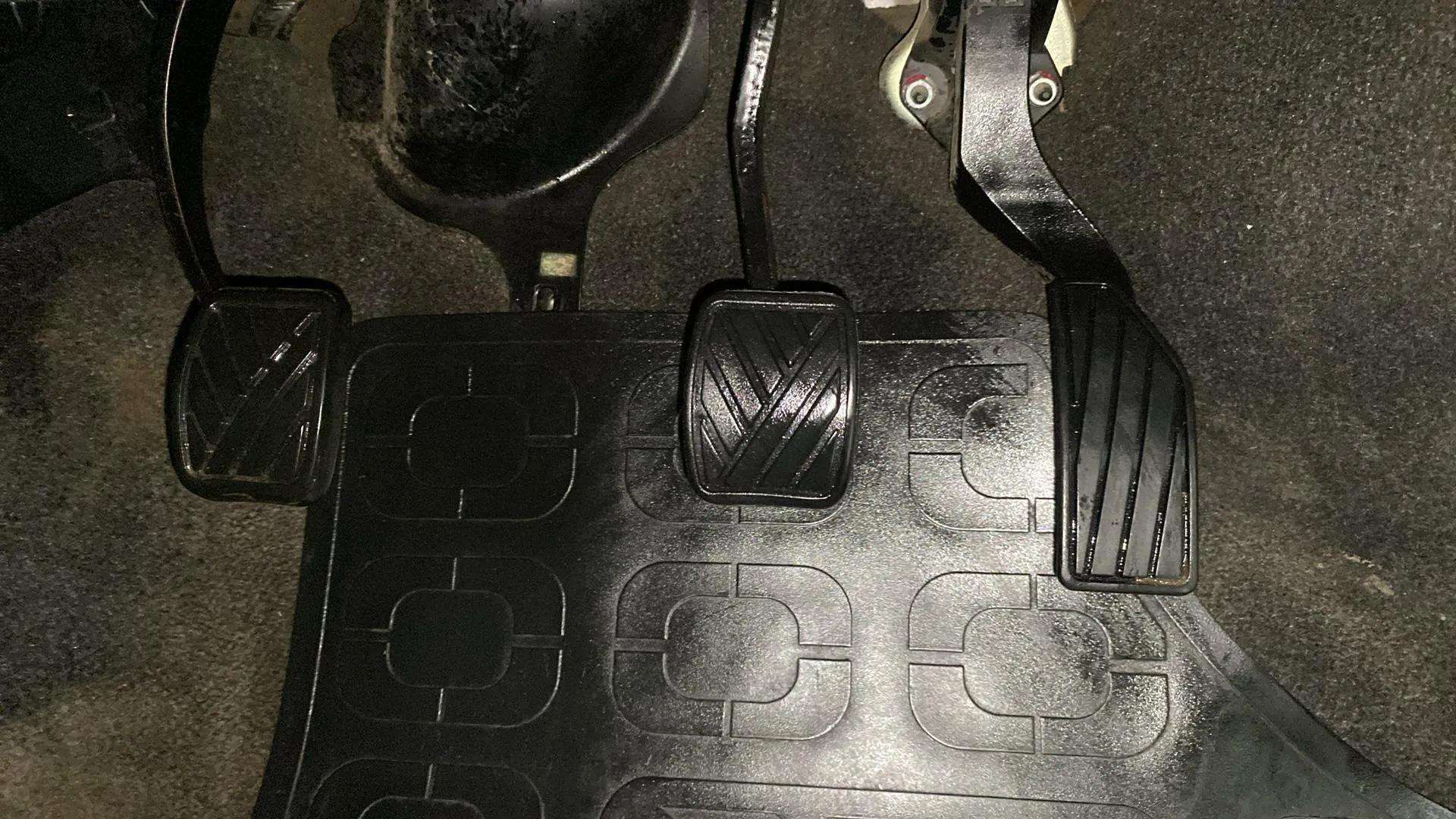 Pedals-31