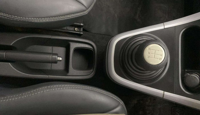 2013 Maruti Ritz VXI, Petrol, Manual, 54,077 km, Gear Lever