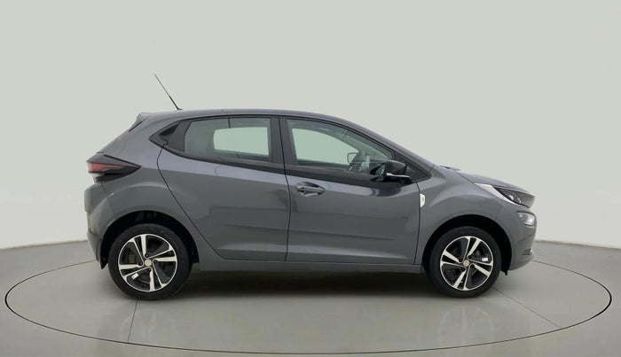 2024 Tata ALTROZ XZ CNG, CNG, Manual, 27,773 km, Right Side View