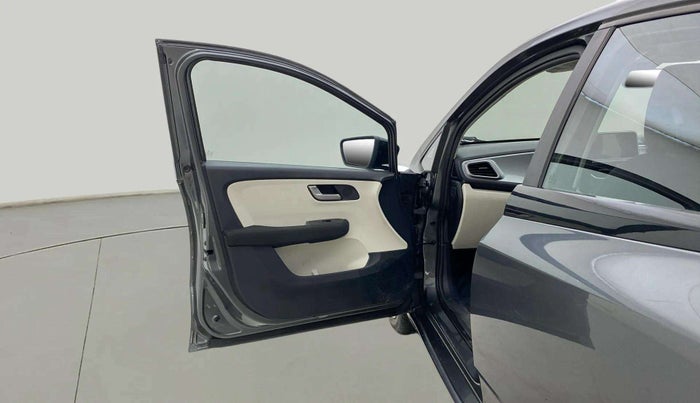 2024 Tata ALTROZ XZ CNG, CNG, Manual, 27,773 km, LHS Front Door