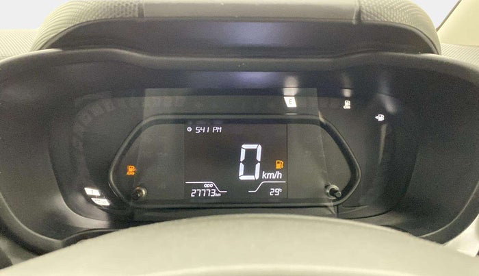 2024 Tata ALTROZ XZ CNG, CNG, Manual, 27,773 km, Odometer Image