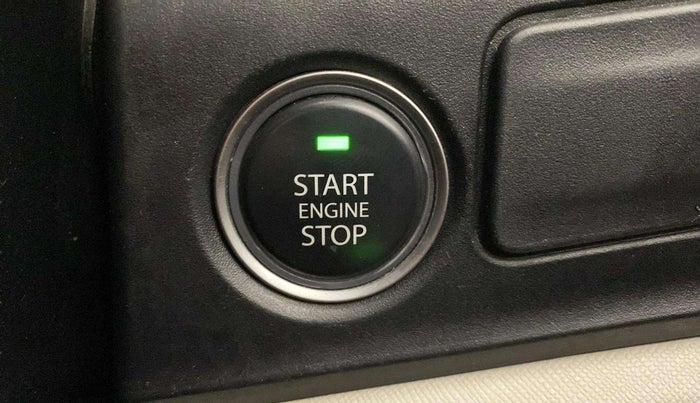 2024 Tata ALTROZ XZ CNG, CNG, Manual, 27,773 km, Keyless Start/ Stop Button