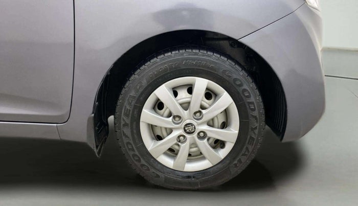 2015 Hyundai Eon ERA PLUS (O), Petrol, Manual, 41,345 km, Right Front Wheel
