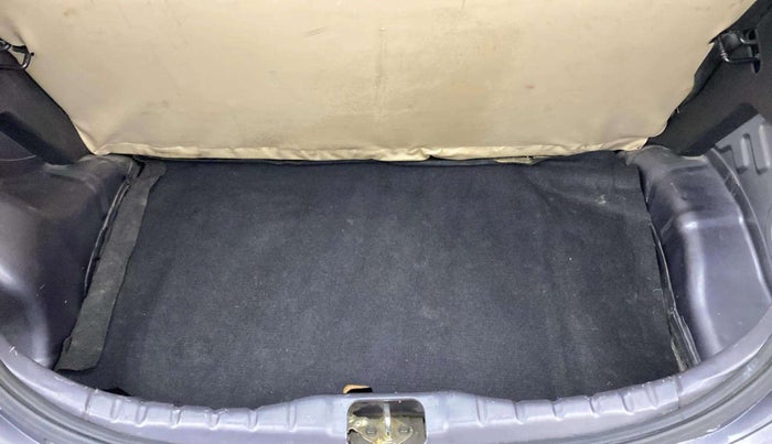 2015 Hyundai Eon ERA PLUS (O), Petrol, Manual, 41,345 km, Boot Inside