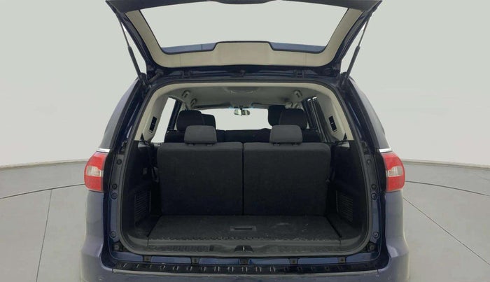 2018 Tata Hexa XM 4X2 7 STR, Diesel, Manual, 1,32,386 km, Boot Open Zoomed View
