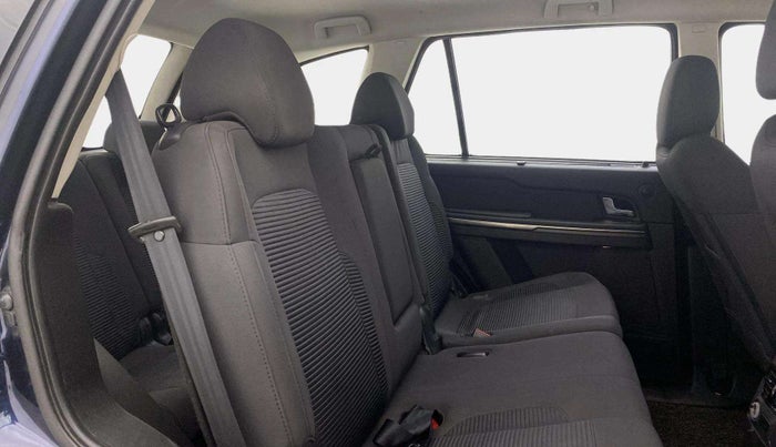 2018 Tata Hexa XM 4X2 7 STR, Diesel, Manual, 1,32,386 km, Right Side Rear Door Cabin