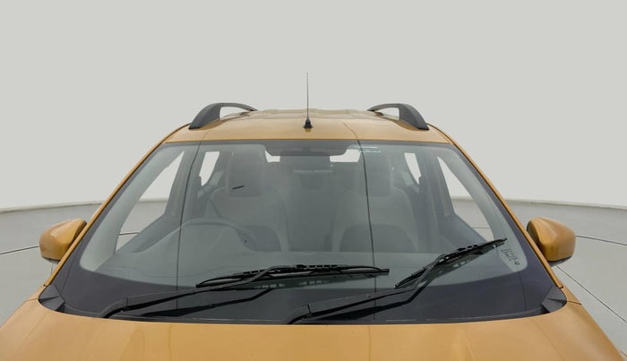 2020 Renault TRIBER RXZ AMT, Petrol, Automatic, 40,001 km, Front Windshield