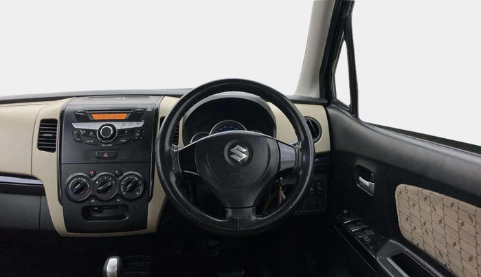 2017 Maruti Wagon R 1.0 VXI (O) AMT, Petrol, Automatic, 42,687 km, Steering Wheel Close Up