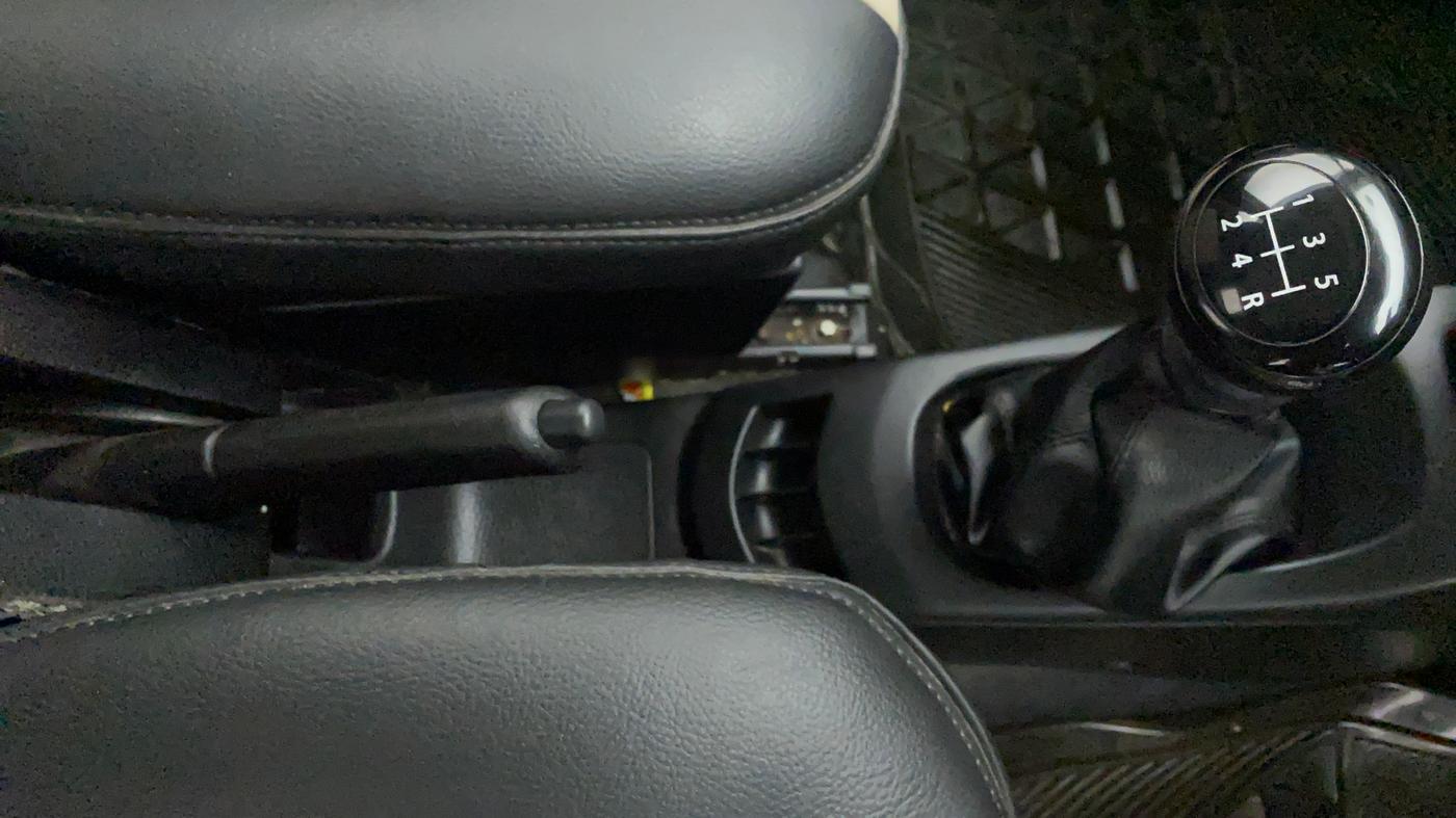 2016 Maruti Wagon R 1.0 LXI CNG, CNG, Manual, 60,307 km, Gear Lever