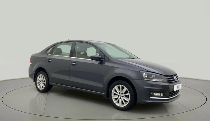 2015 Volkswagen Vento HIGHLINE 1.6 MPI, Petrol, Manual, 56,240 km, Right Front Diagonal