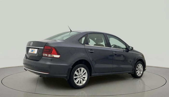 2015 Volkswagen Vento HIGHLINE 1.6 MPI, Petrol, Manual, 56,240 km, Right Back Diagonal
