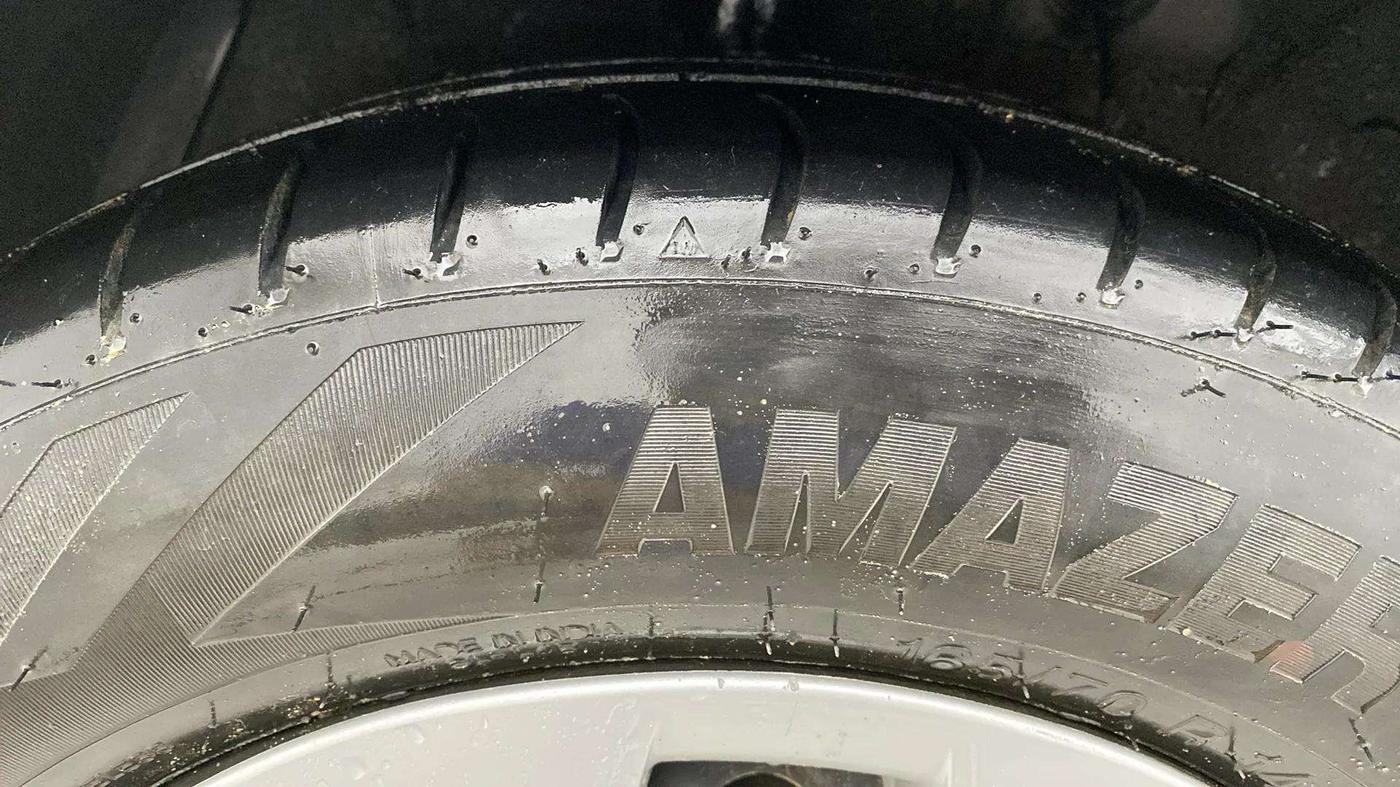 2019 Hyundai Xcent S 1.2, CNG, Manual, 1,20,941 km, Right Rear Tyre Tread
