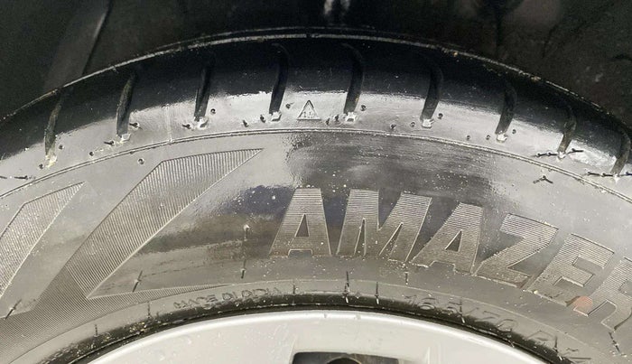 2019 Hyundai Xcent S 1.2, CNG, Manual, 1,20,941 km, Right Rear Tyre Tread