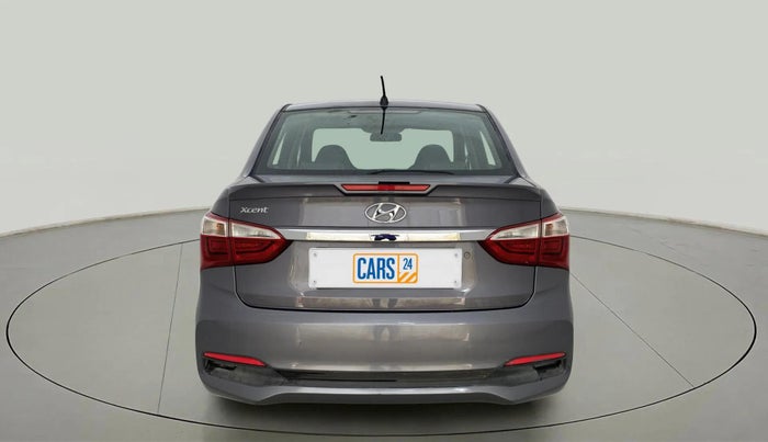 2019 Hyundai Xcent S 1.2, CNG, Manual, 1,20,941 km, Back/Rear
