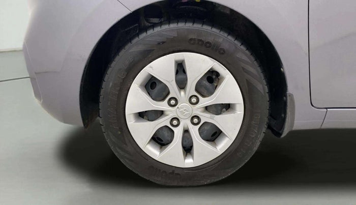 2019 Hyundai Xcent S 1.2, CNG, Manual, 1,20,941 km, Left Front Wheel
