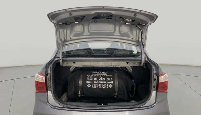 2019 Hyundai Xcent S 1.2, CNG, Manual, 1,20,941 km, Boot Door Open