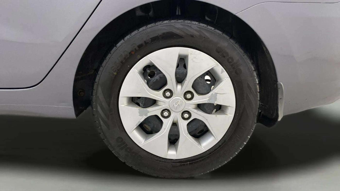 2019 Hyundai Xcent S 1.2, CNG, Manual, 1,20,941 km, Left Rear Wheel