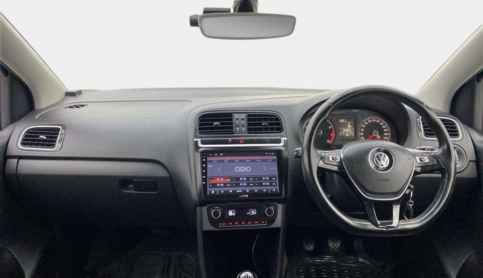 2017 Volkswagen Polo HIGHLINE1.2L, Petrol, Manual, 64,943 km, Dashboard