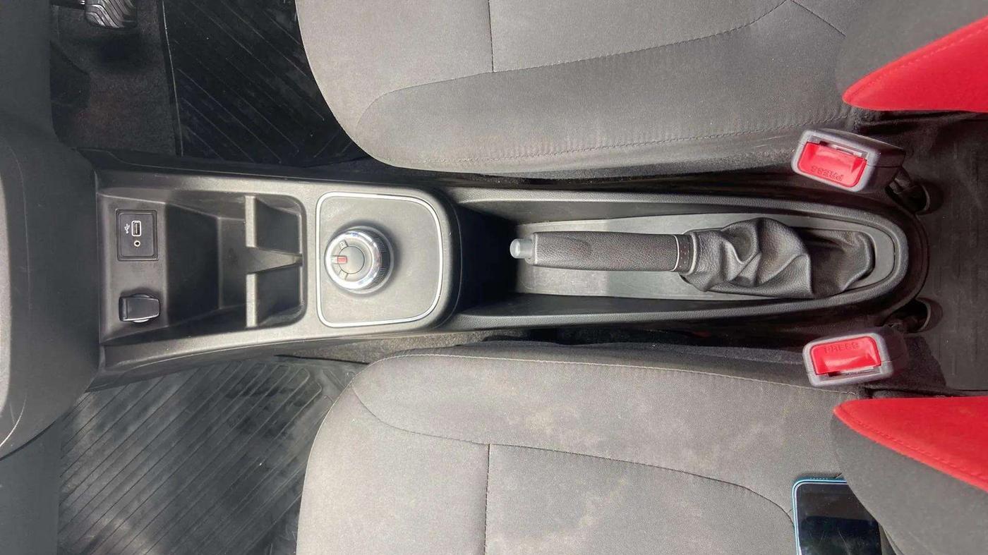 2022 Renault Kwid RXT 1.0 AMT, Petrol, Automatic, 18,128 km, Gear Lever