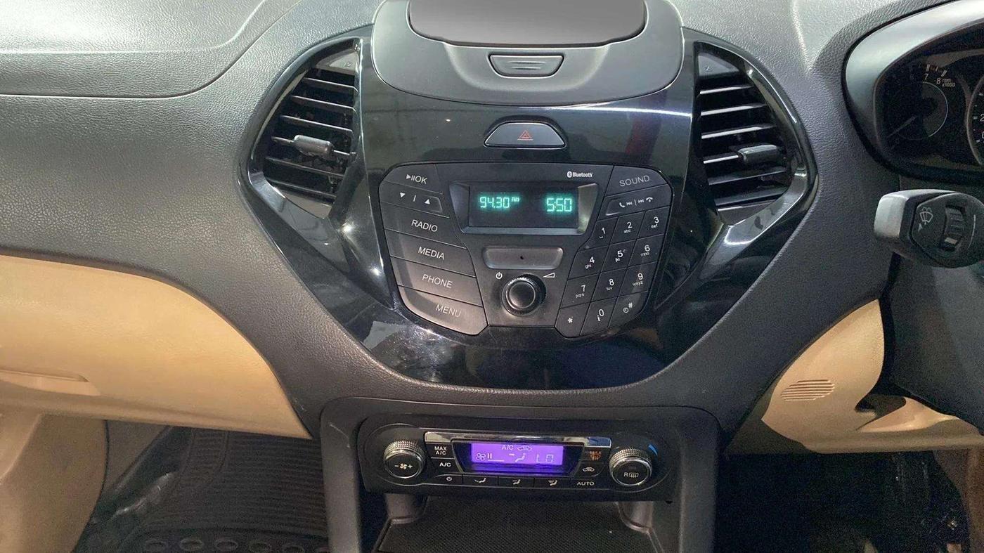 2015 Ford Figo Aspire TITANIUM 1.2 PETROL, Petrol, Manual, 28,948 km, Air Conditioner