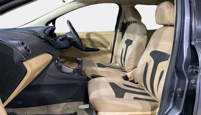2015 Ford Figo Aspire TITANIUM 1.2 PETROL, Petrol, Manual, 28,948 km, Right Side Front Door Cabin