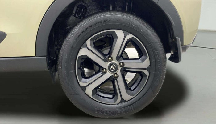 2022 Tata NEXON XZ PLUS PETROL KAZIRANGA, Petrol, Manual, 28,504 km, Left Rear Wheel
