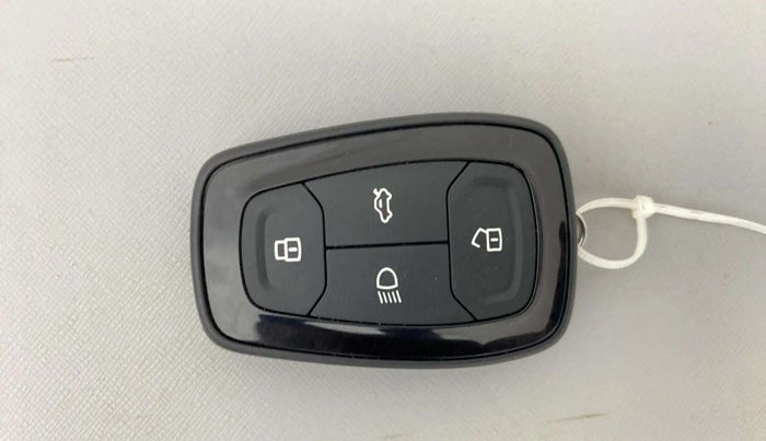 2022 Tata NEXON XZ PLUS PETROL KAZIRANGA, Petrol, Manual, 28,504 km, Key Close Up