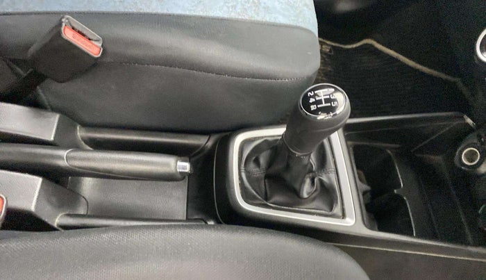 2018 Maruti Swift ZXI PLUS, Petrol, Manual, 58,836 km, Gear Lever