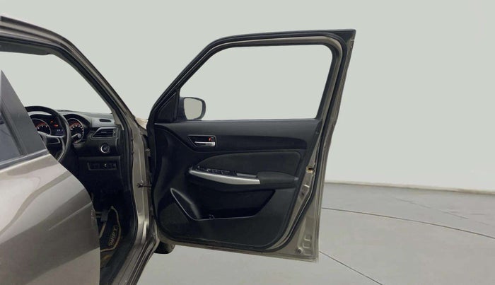 2018 Maruti Swift ZXI PLUS, Petrol, Manual, 58,836 km, RHS Front Door