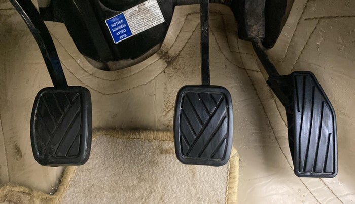 2018 Maruti Dzire VXI, Petrol, Manual, 67,585 km, Pedals
